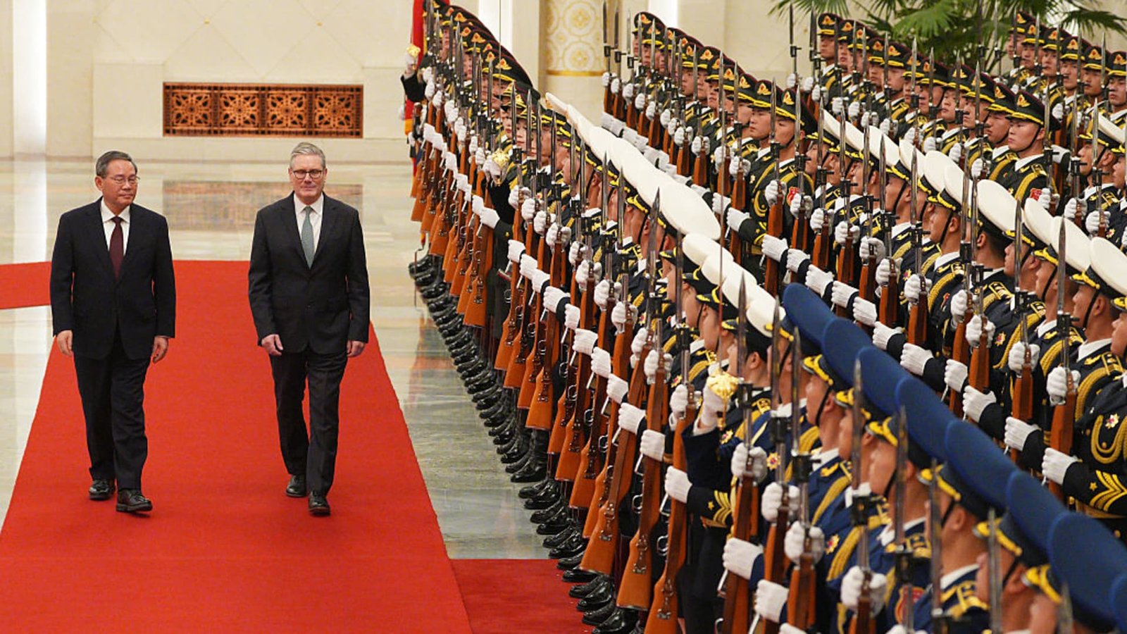 जागतिक अर्थव्यवस्था ट्रम्पपासून दूर आणि चीनच्या दिशेने जात आहे