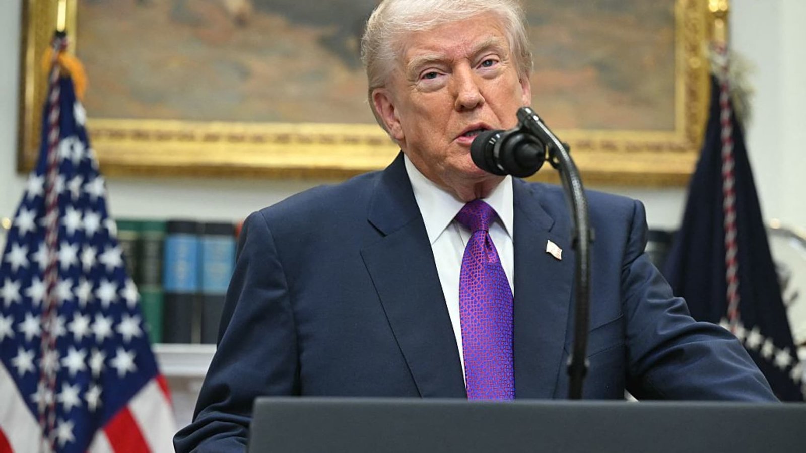 ट्रम्प यांनी ग्रीनहाऊस गॅस उत्सर्जनावरील EPA चिंताजनक निष्कर्ष मागे घेतले