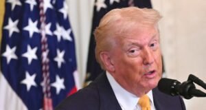 ट्रम्प यांनी ग्लायफोसेटचे आदेश दिले; महा राउंडअपचा रसायनांना विरोध