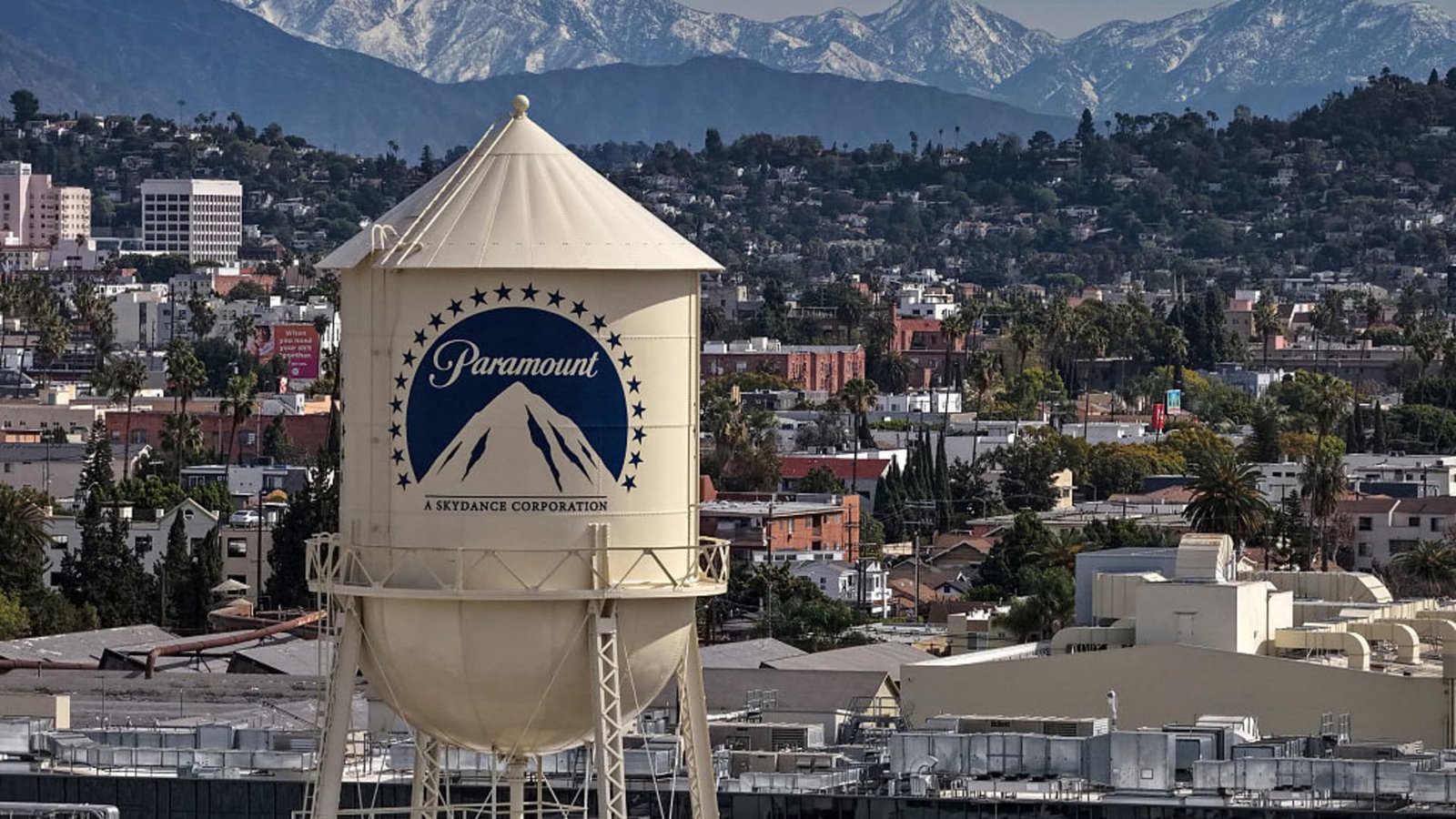 WBD म्हणते की पॅरामाउंटने नेटफ्लिक्स डीलच्या विरूद्ध ऑफरचा विचार करून बोर्डाने उच्च बोली लावली
