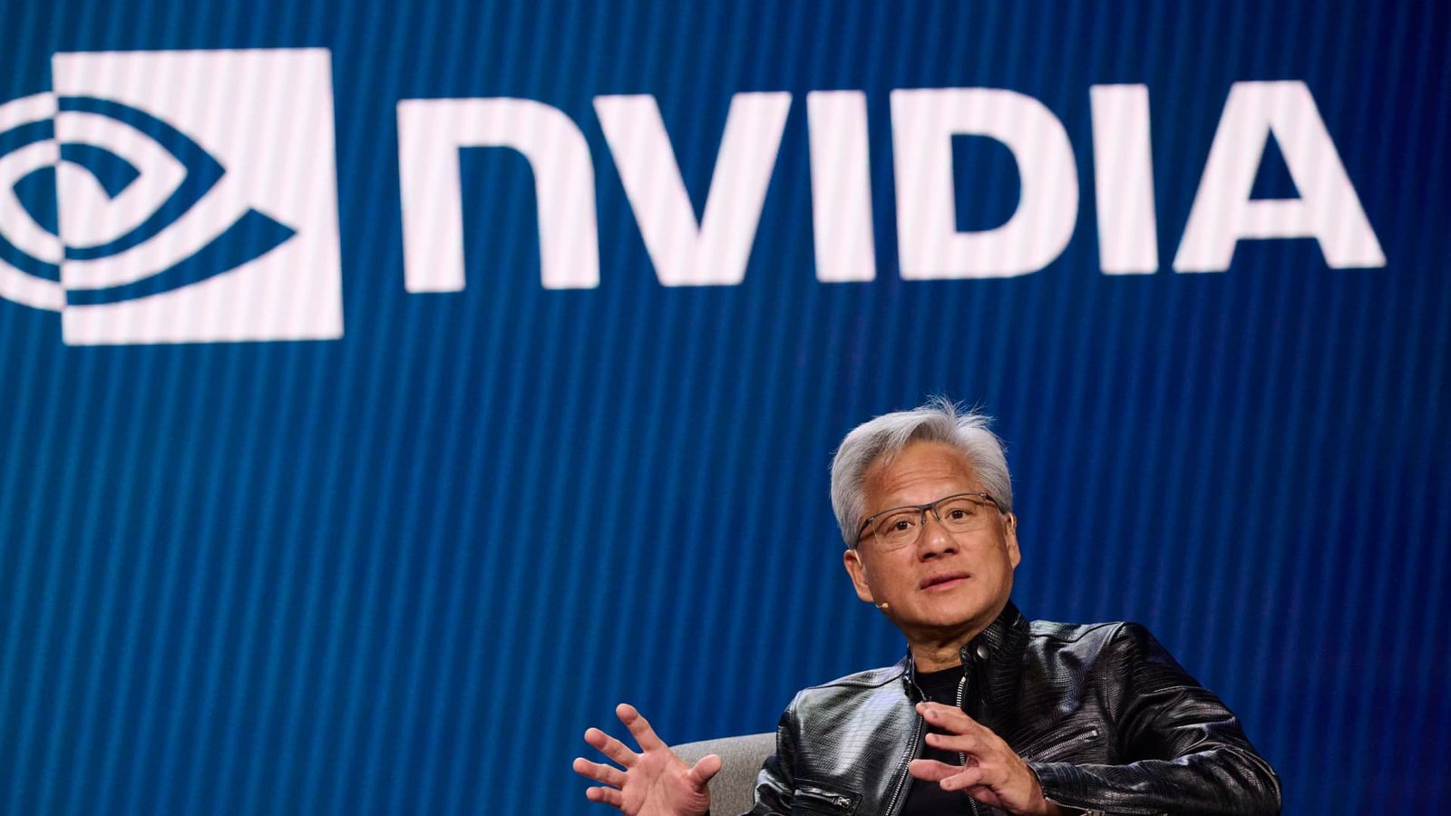 Nvidia ची कमाई आणि इतर AI बातम्या मार्केटला दिलासा देतात — सध्यासाठी