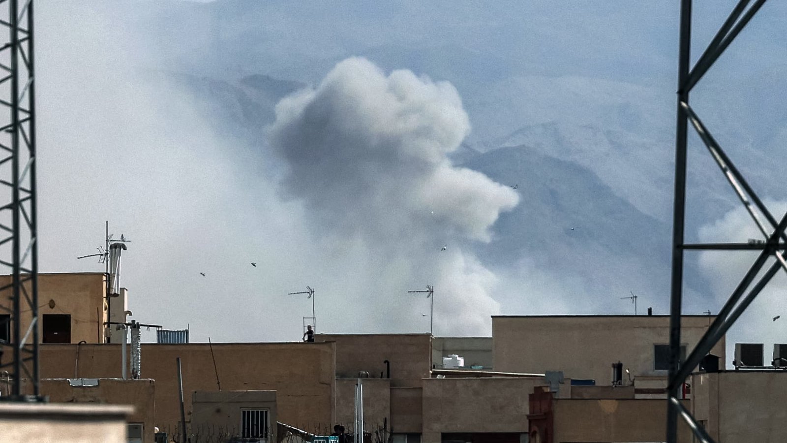 इराणवर अमेरिकेच्या लष्करी हल्ल्यानंतर बाजारांवर परिणाम झाला