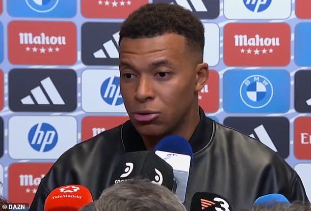 Kylian Mbappe ने रिअल माद्रिद बॉस अल्वारो अर्बेलोआला त्यांचा चौथा पसंतीचा स्ट्रायकर असल्याबद्दल विचित्र दावे करून मागे टाकले आहे – त्याच्या व्यवस्थापकाने त्याला ‘त्याला समजले नसावे’