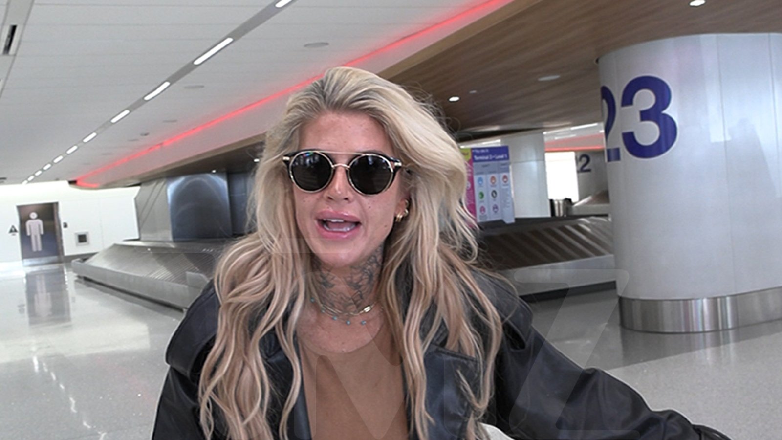 ‘देशद्रोही’ कॅरोलिन विगरला ‘सर्व्हायव्हर’ चॅम्प यम यम पार्टी करणे थांबवायचे आहे