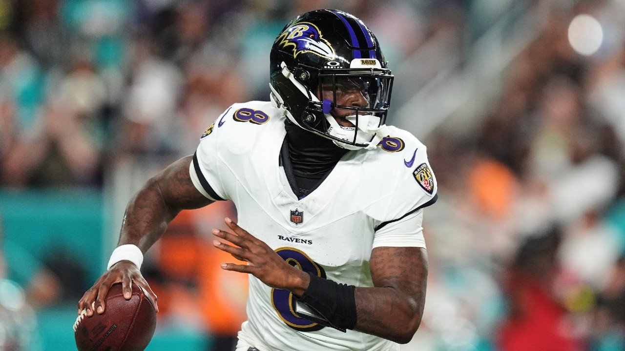 1761897140_Baltimore-Ravens-quarterback-Lamar-Jackson.jpg