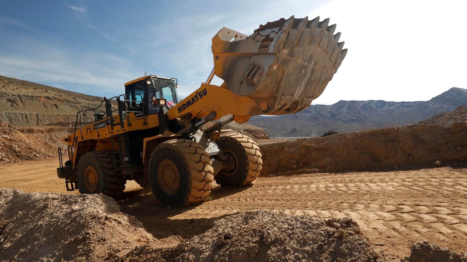 जागतिक गंभीर खनिजांची शर्यत तापत असताना दुर्मिळ पृथ्वीचा साठा वाढला आहे