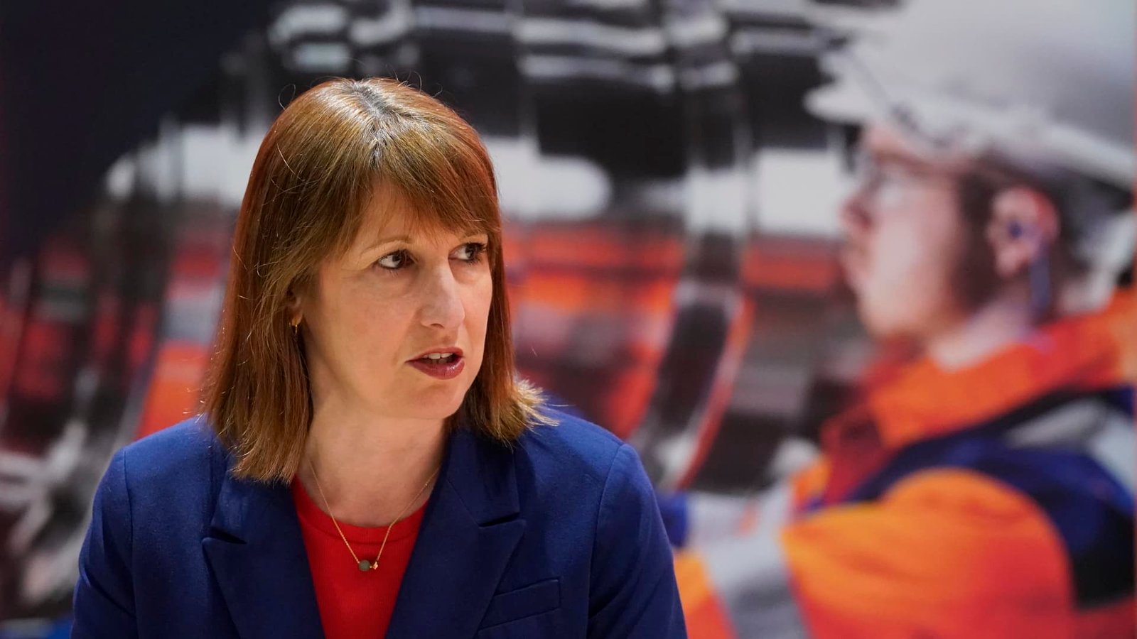 यूके बजेट प्लॅन्ससह बाजारपेठा झगडत आहेत, काय धोक्यात आहे?