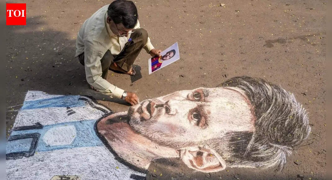 पीएम मोदी, शुभमन गिल आणि फॅशन शो: लिओनेल मेस्सीच्या ‘गोट इंडिया टूर’मध्ये फुटबॉलशिवाय सर्व काही आहे | फुटबॉल बातम्या