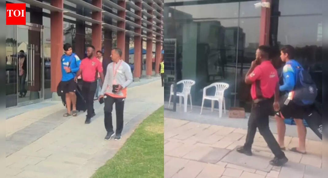 अंडर-19 आशिया चषक फायनलमध्ये भारताचा पराभव झाल्यानंतर 14 वर्षीय वैभव सूर्यवंशी पाकिस्तानी चाहत्यांनी भरडला – पहा | क्रिकेट बातम्या