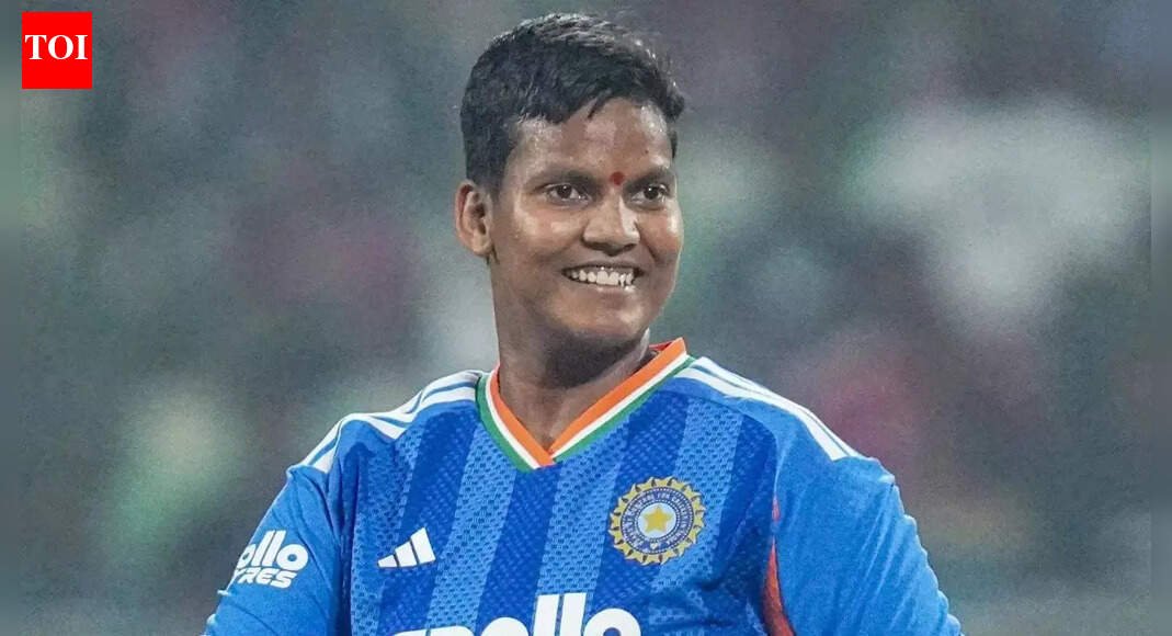 152 आणि मोजणी: दीप्ती शर्मा महिला T20I मध्ये आघाडीची विकेट घेणारी गोलंदाज | क्रिकेट बातम्या