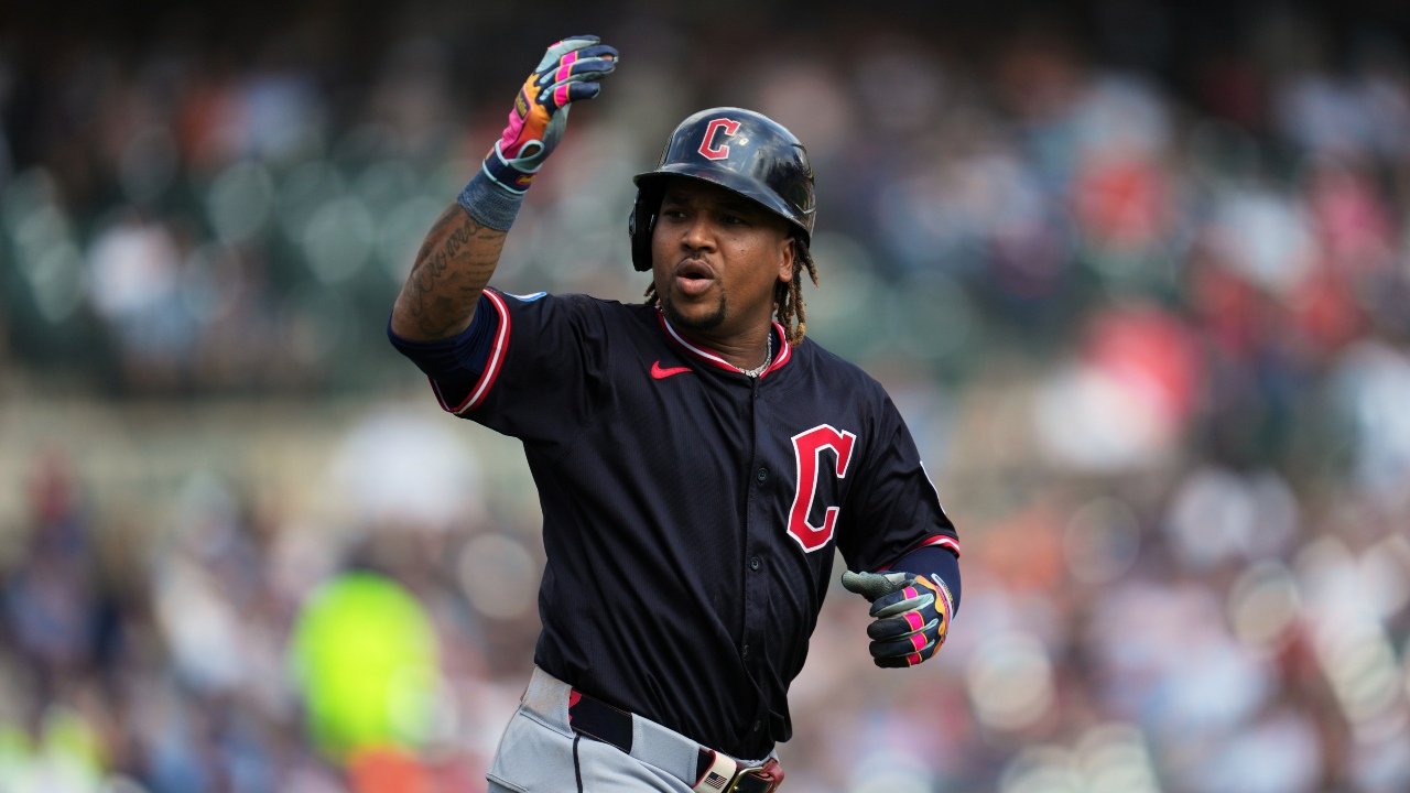 अहवाल: स्टार तिसरा बेसमन जोस रामिरेझ गार्डियन्ससह नवीन कराराच्या जवळ आहे