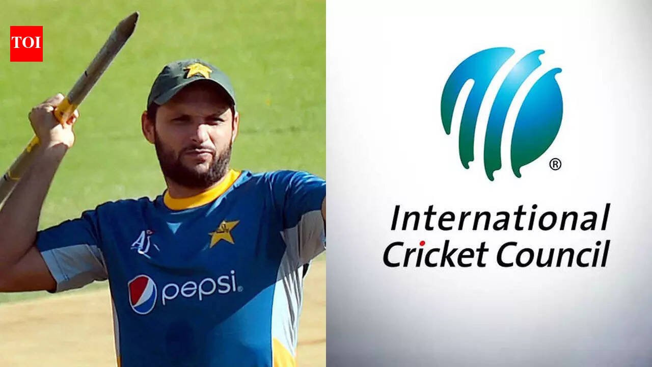 T20 वर्ल्ड कप पंक्ती: शाहिद आफ्रिदीने भारत-पाकिस्तानचा कोपरा बाहेर काढला, म्हणतो: ‘आयसीसीने पूल बांधले पाहिजेत, ते जाळू नयेत’ | क्रिकेट बातम्या