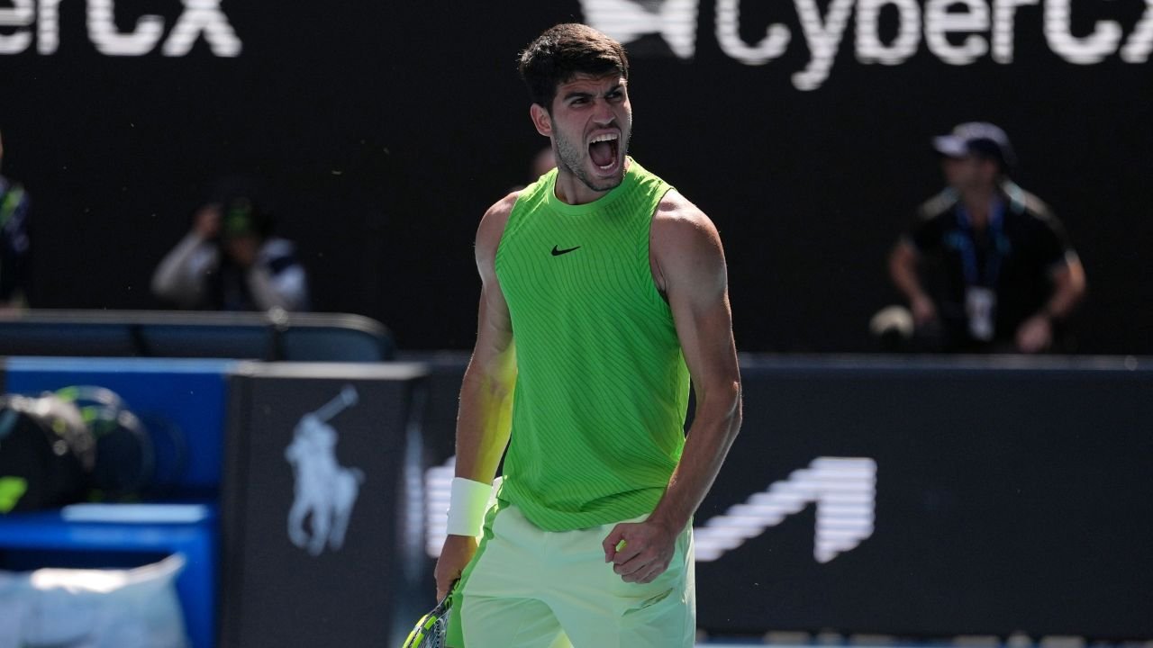 कार्लोस अल्काराझने टॉमी पॉलचा पराभव करून ऑस्ट्रेलियन ओपनच्या उपांत्यपूर्व फेरीत प्रवेश केला