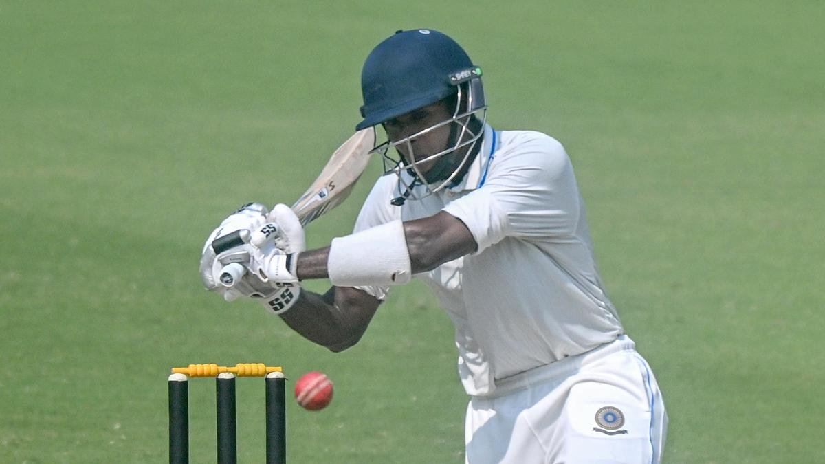 रणजी ट्रॉफी 2025-26: रशीद, भुई यांनी आंध्र विदर्भाला आठ गडी राखून विजय मिळवून दिला