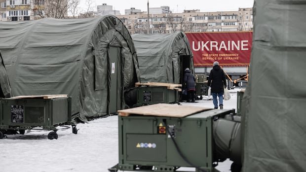 युक्रेन आणि मोल्दोव्हाला वीजपुरवठा खंडित झाला आहे कारण कीवमध्ये थंडीचा सामना करावा लागतो