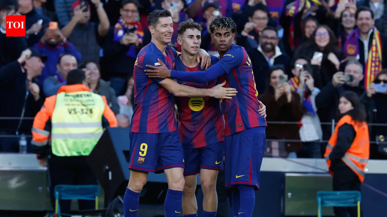 बार्सिलोना स्पॅनिश लीगमध्ये चार गुणांनी आघाडीवर आहे. फुटबॉल बातम्या