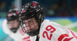 कॅनडाची मेरी-फिलिप पॉलिन टीम यूएसए विरुद्ध खेळणार नाही