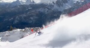 ऑलिम्पिकमध्ये अल्पाइन क्रॅश झाल्यानंतर तुटलेल्या पायावर तिसरी ‘यशस्वी’ शस्त्रक्रिया केल्याचे वॉनचे म्हणणे आहे.