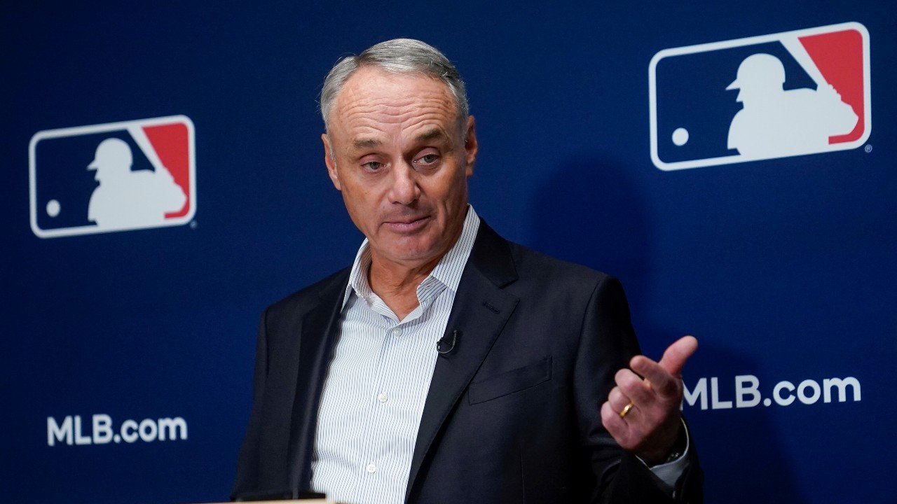 रॉब मॅनफ्रेड आशावादी आहेत की प्रमुख खेळाडू 2028 च्या ऑलिम्पिकमध्ये खेळतील