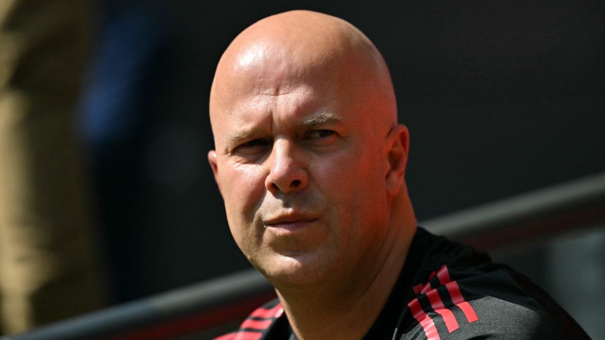 बॉस अर्नेला ‘स्लीपलेस नाइट्स’ देण्याच्या व्यस्त कालावधीत लिव्हरपूलच्या वर्कलोड मॅनेजमेंटची समस्या! | फुटबॉल बातम्या