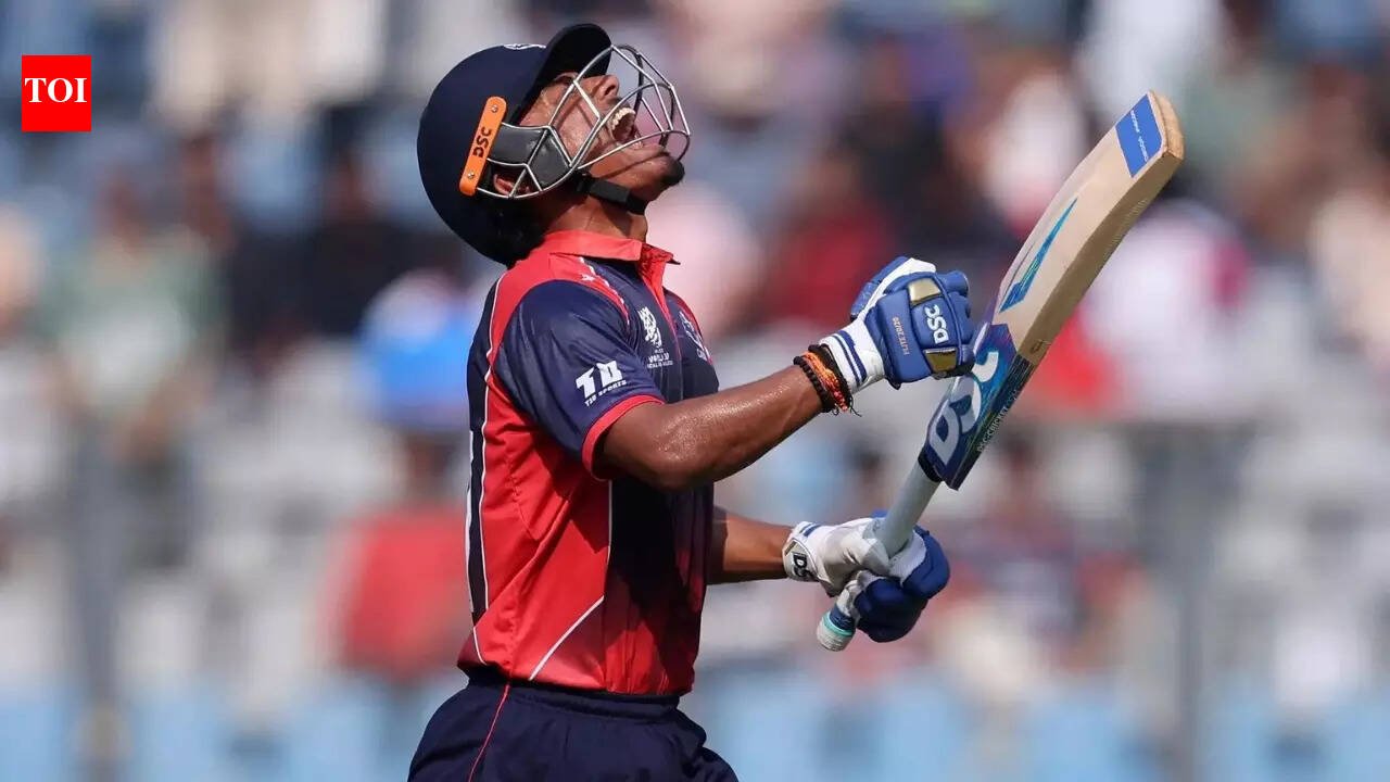 ‘प्रतिबद्धतेचे स्पष्टीकरण दिले नाही’: नेपाळ प्रशिक्षक T20 विश्वचषकात इटलीकडून झालेल्या पराभवानंतर ‘विचलित’ संघाला फटकारले | क्रिकेट बातम्या