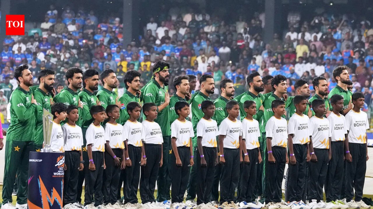 IND vs PAK: भारताला हरवल्यानंतर पाकिस्तान T20 विश्वचषकातून कसे बाहेर पडू शकतो | क्रिकेट बातम्या