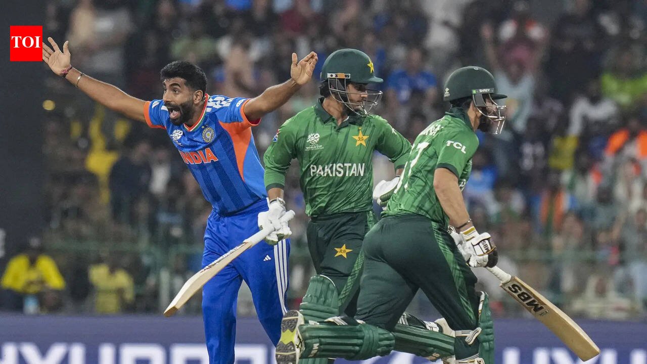 जुळत नाही! भारताने पाकिस्तानवर ६१ गुणांची आघाडी घेतली आहे कारण प्रतिस्पर्ध्याने क्रिकेटच्या जुन्या बातम्या गमावल्या आहेत