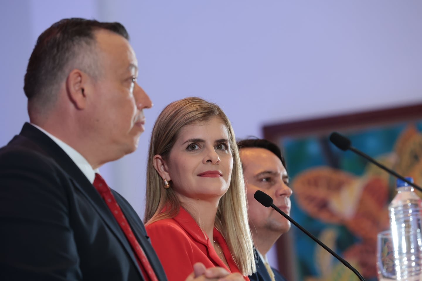 लॉरा फर्नांडीझ यांनी 2013 पासून मिडप्लान येथे असलेल्या पदाचा राजीनामा दिला आहे, परंतु ती अनेक वर्षांपासून सांभाळत नाही.