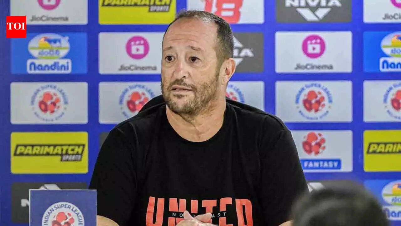 “टीका करण्याचा अधिकार मिळवा”: NEUFC संचालक जुआन पेड्रो बिनाले यांचे चाहत्यांसाठी आवाहन | फुटबॉल बातम्या