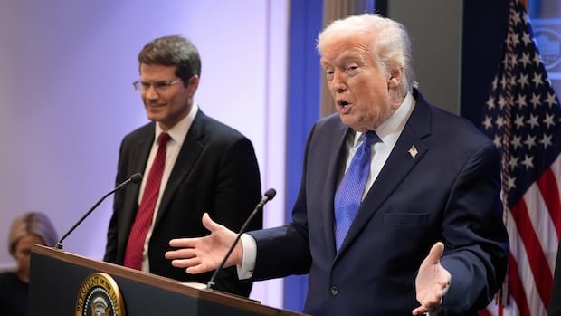 ट्रम्प म्हणाले की सर्वोच्च न्यायालयाच्या नुकसानानंतर ते नवीन जागतिक शुल्क दर 15% पर्यंत वाढवत आहेत