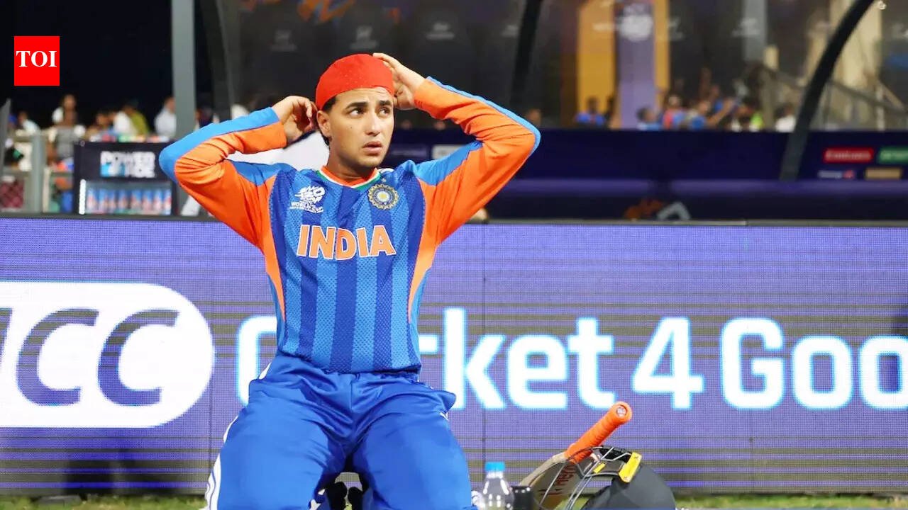 भारत विरुद्ध दक्षिण आफ्रिका थेट स्कोअर, T20 विश्वचषक 2026 सुपर 8: सलग तीन बदके – सूर्यकुमार यादव पुन्हा अभिषेक शर्माचा समावेश करेल का?