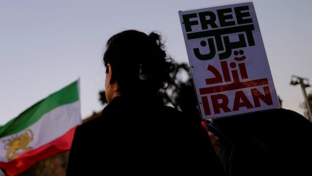 विटकॉफ म्हणतात की अमेरिकन सैन्य निर्मितीमध्ये इराणच्या अवहेलनाबद्दल ट्रम्प ‘जिज्ञासू’ आहेत