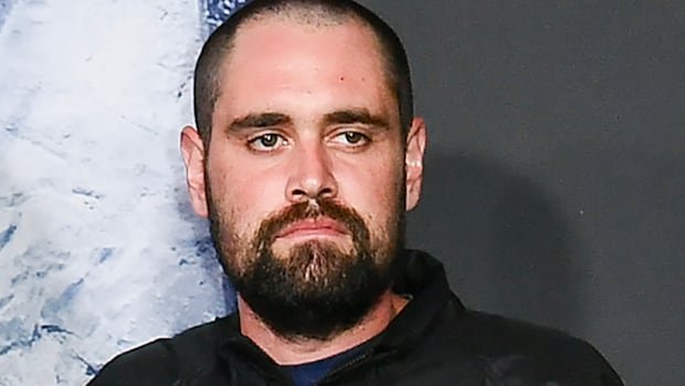 रॉब रेनरचा मुलगा आज आपल्या पालकांच्या हत्येसाठी दोषी ठरू शकतो