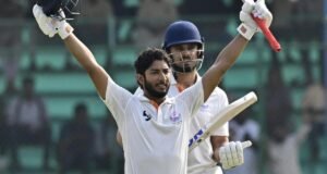 रणजी ट्रॉफी फायनल: पुंडिर आणि हसन यांनी पहिल्या दिवशी कर्नाटकवर वर्चस्व राखण्यास मदत केली.