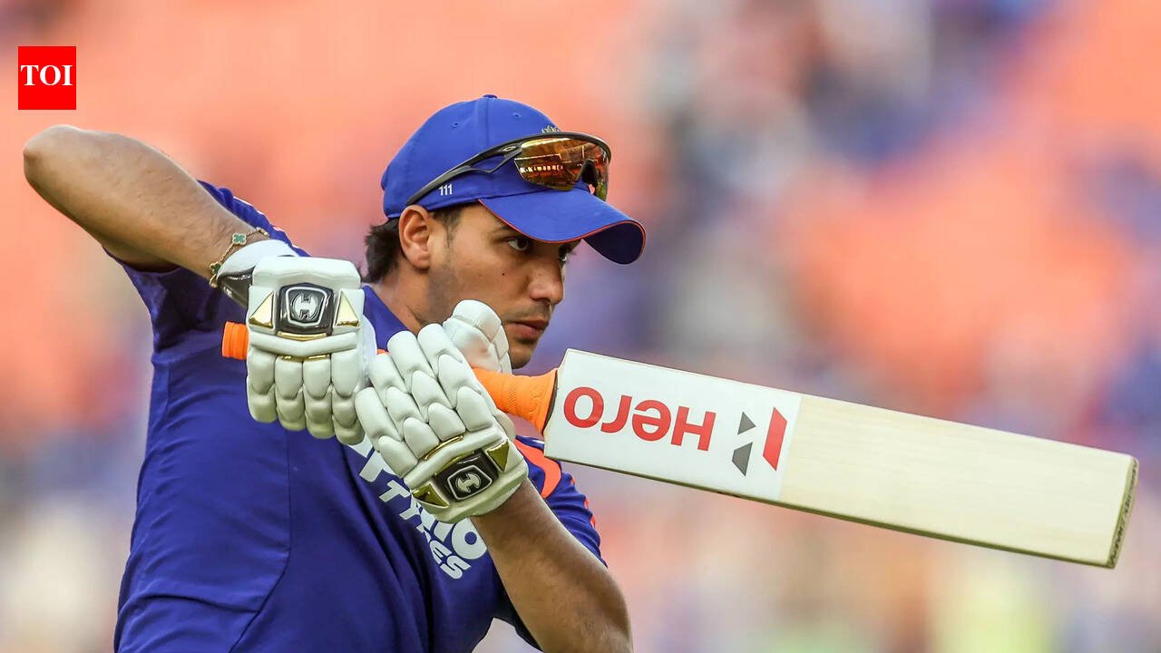 भारत विरुद्ध झिम्बाब्वे: ‘उशीरा प्रवेश करणारा’ अभिषेक शर्मा त्याचा फॉर्म पुन्हा मिळवू पाहतोय | क्रिकेट बातम्या