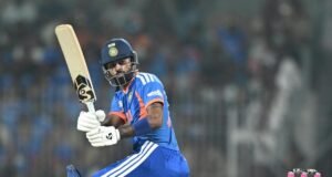 T20 विश्वचषक 2026: भारताने झिम्बाब्वेला नमवून वेस्ट इंडिजविरुद्ध आभासी उपांत्यपूर्व फेरीत प्रवेश केला.