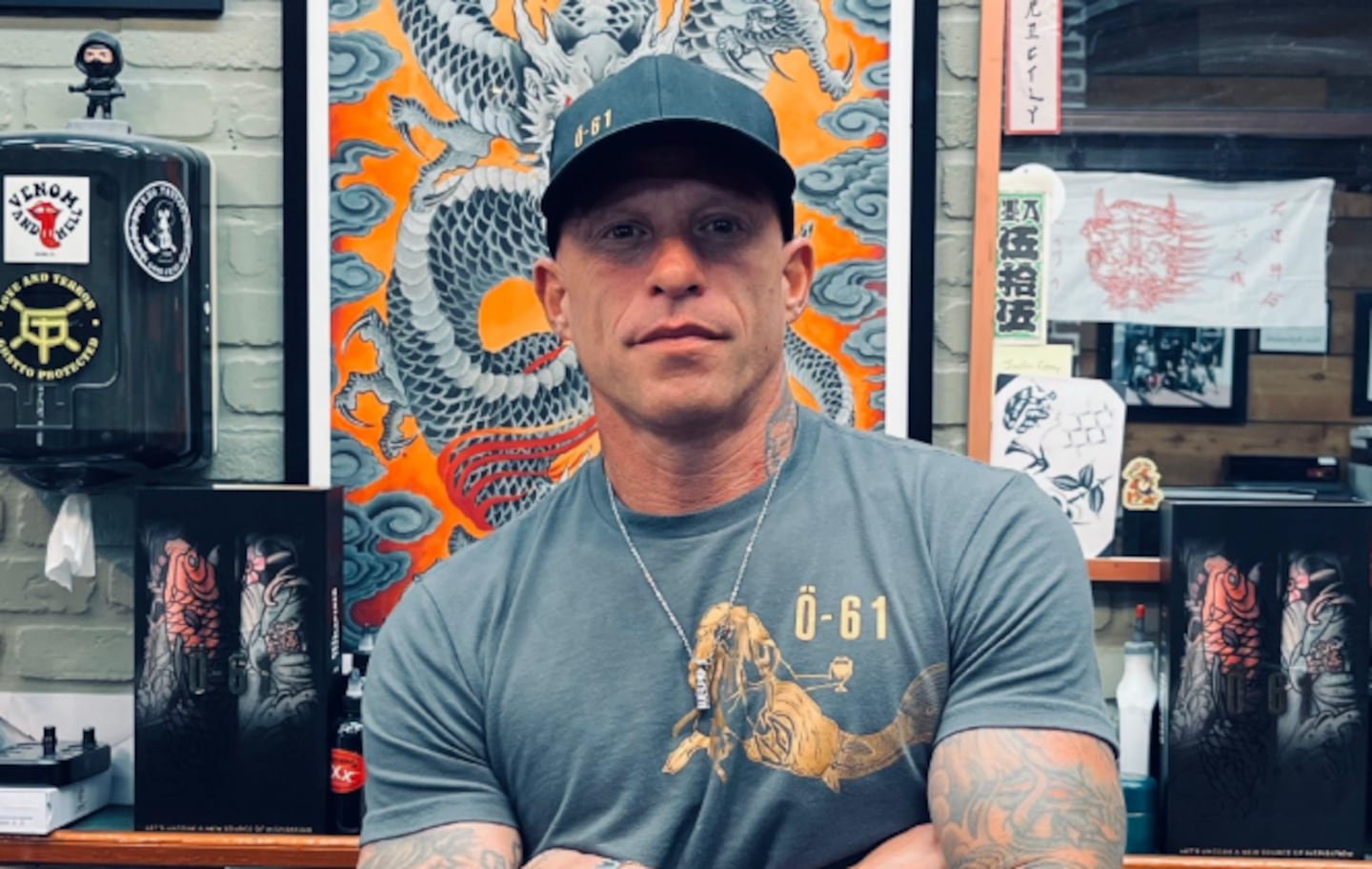 एमी जेम्सने कोस्टा रिकामधील फोटो आणि कमेंट्स शेअर केल्या आहेत