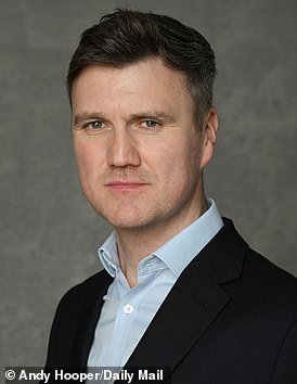 प्रेडिक्टर पुनरावलोकन: आमच्या तज्ञांनी गेमवीक 24 मध्ये £1,000 प्रति आठवड्यात कसे कार्य केले ते शोधा