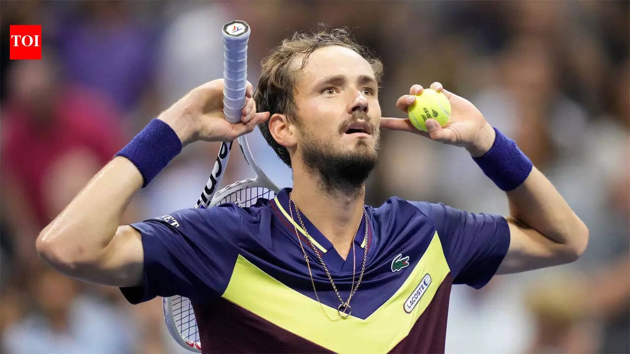 मध्य पूर्व युद्धामुळे प्रवासात व्यत्यय आल्याने टेनिस स्टार दुबईत अडकले | टेनिस बातम्या