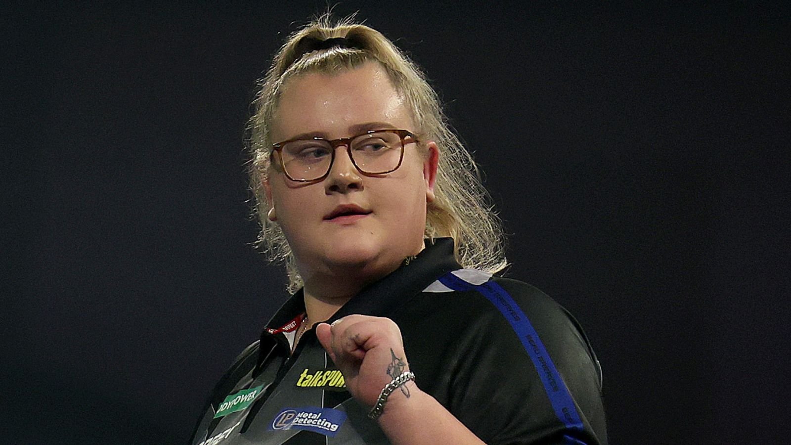 यूके ओपन 2026: ल्यूक लिटलरने माइनहेड विजेतेपदाचा बचाव केला कारण डॅरिल पिलग्रीम विरुद्ध ब्यू ग्रीव्हजने माघार घेतली | डार्ट्स बातम्या