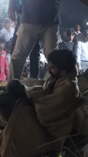 मुलींच्या शाळेवर झालेल्या हल्ल्यात 153 लोक मारले गेल्याचे इराणने सांगितले