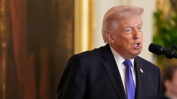 ट्रम्प यांना अजूनही इराण युद्ध अमेरिकन मतदारांना विकण्याची गरज का आहे?