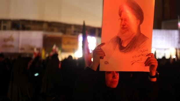 खमेनी गेल्याने इराणचे नेतृत्व कोण करणार? हे स्पष्ट नाही