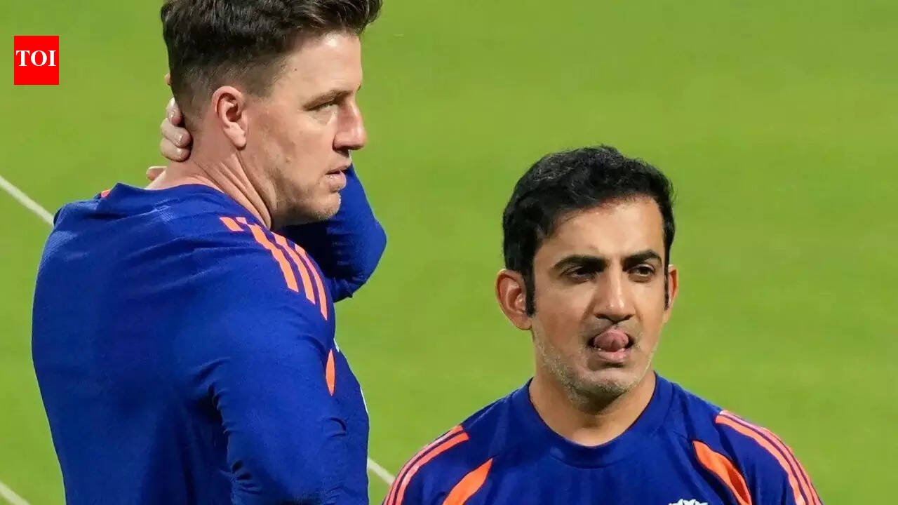 ‘एक मोठी चिंता’: भारताच्या गोलंदाजी प्रशिक्षकाने इंग्लंडविरुद्धच्या T20 विश्वचषकाच्या उपांत्य फेरीपूर्वी दिला इशारा | क्रिकेट बातम्या