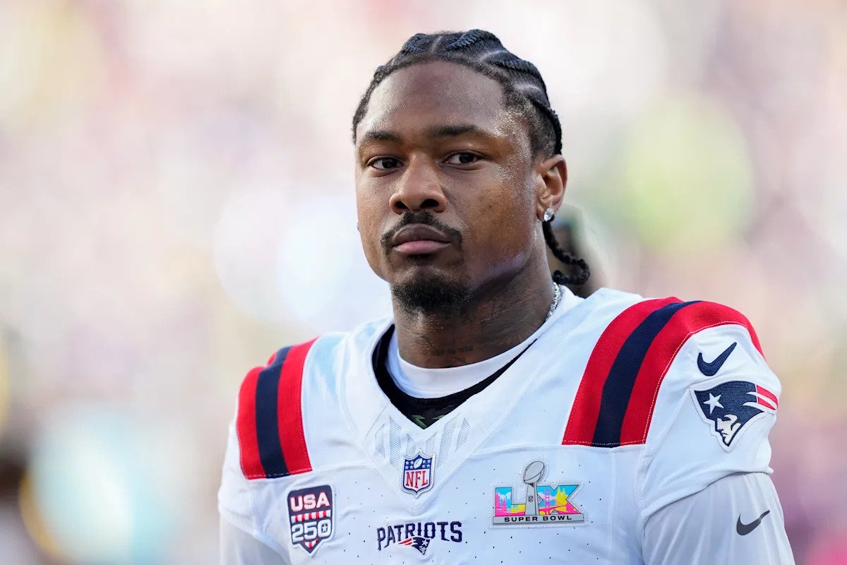 देशभक्त कथितपणे डब्ल्यूआर स्टीफॉन डिग्ज रिलीझ करत आहेत