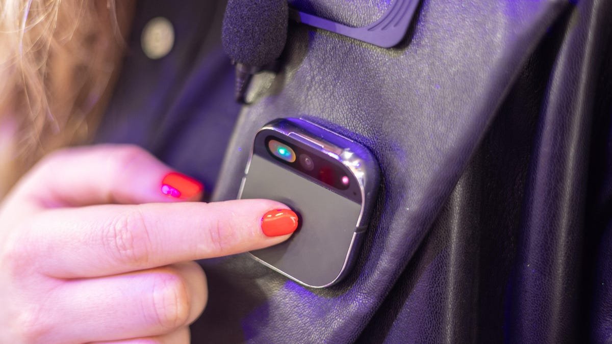 MWC ची काही अत्यंत क्रूर साधने क्वचितच बार्सिलोनाच्या बाहेरील जीवन पाहतात. त्यांचे काय झाले?