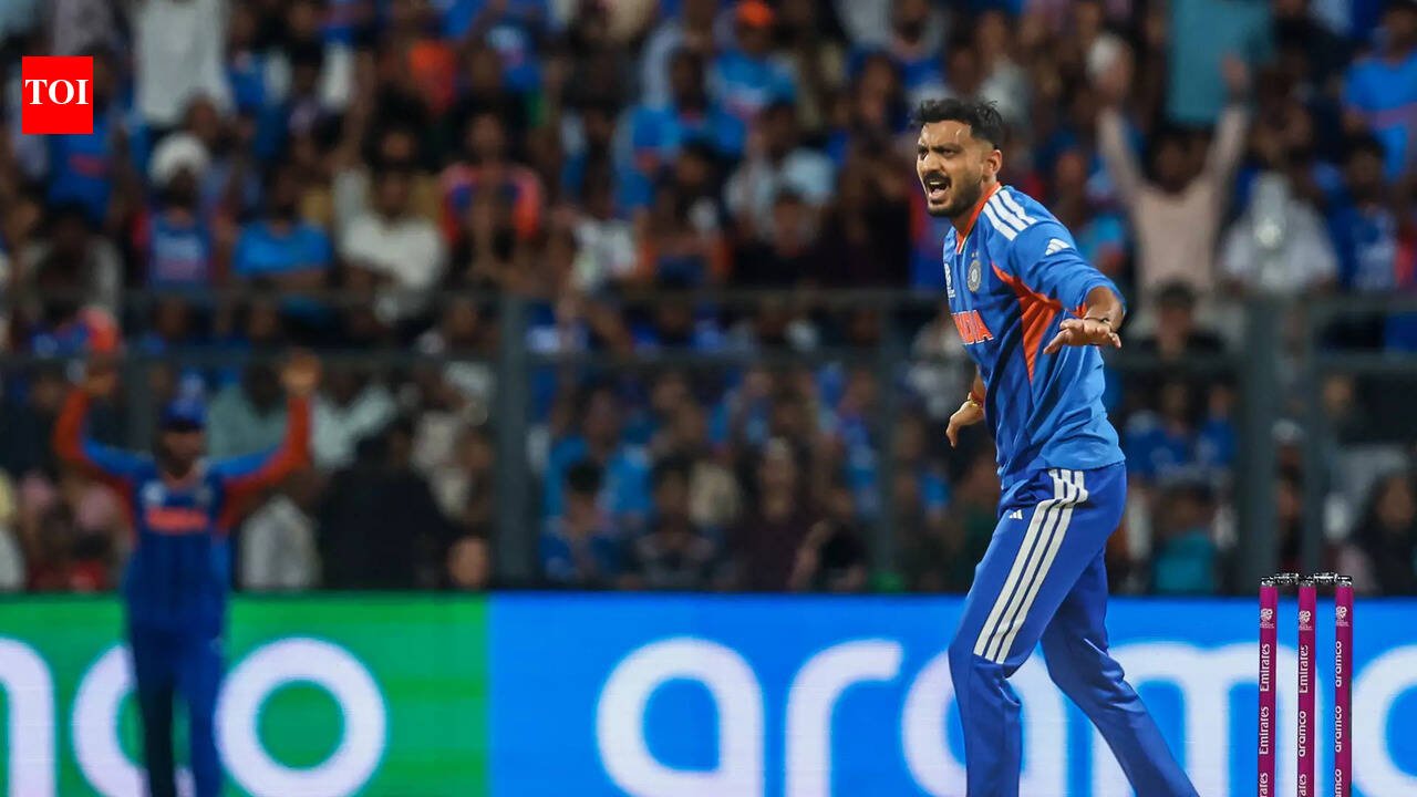 सुनील गावस्कर यांनी वानखेडेमध्ये पटेलच्या ‘अविश्वसनीय’ क्षेत्ररक्षणाचे कौतुक केले: ‘अक्षरने जडेजाची रिकामी विहीर भरली’ | क्रिकेट बातम्या