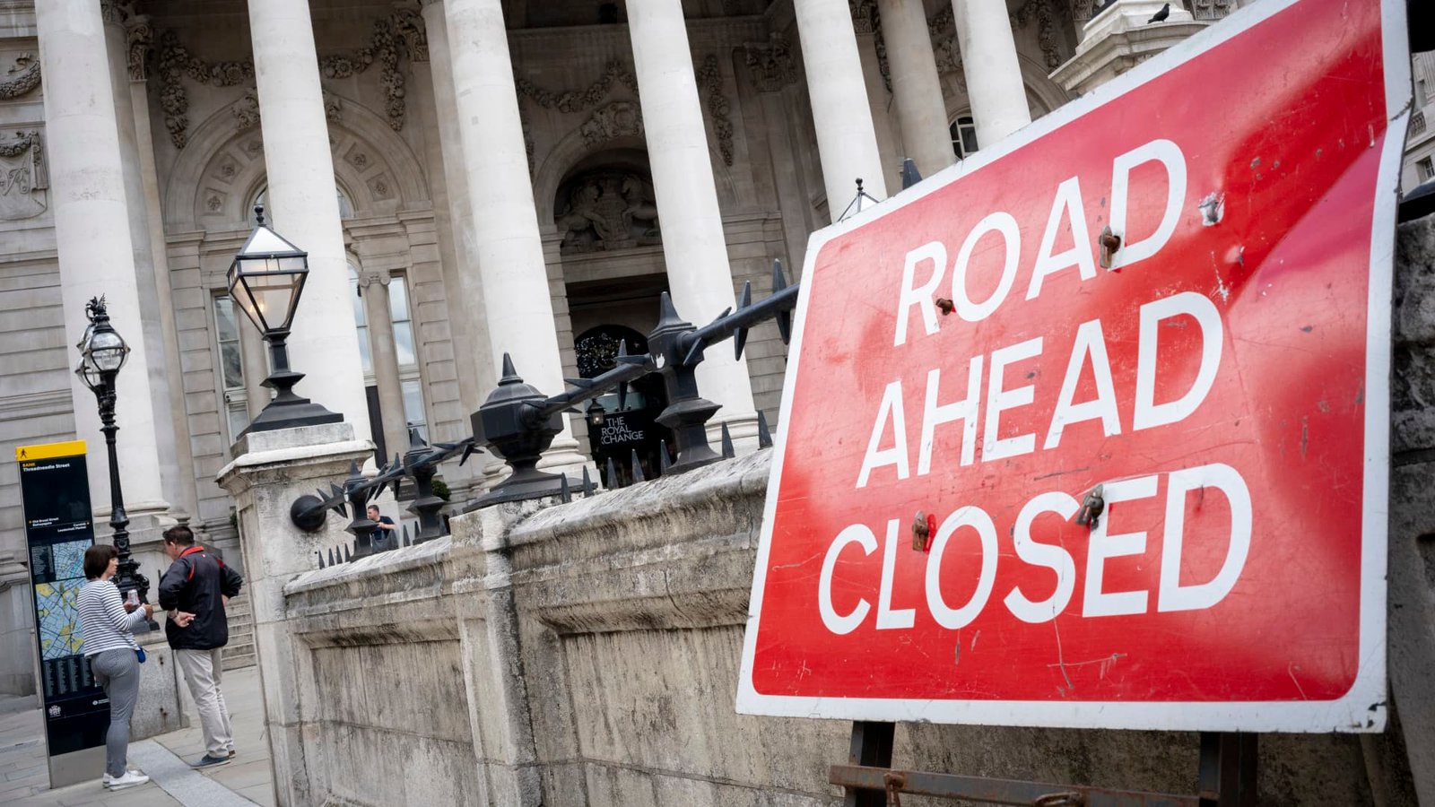 बँक ऑफ इंग्लंडने इराण युद्धानंतर दर कपातीला ब्रेक लावला