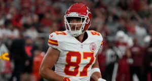 अहवाल: ट्रॅव्हिस केल्से चीफ्सकडे परत येण्याची अपेक्षा आहे