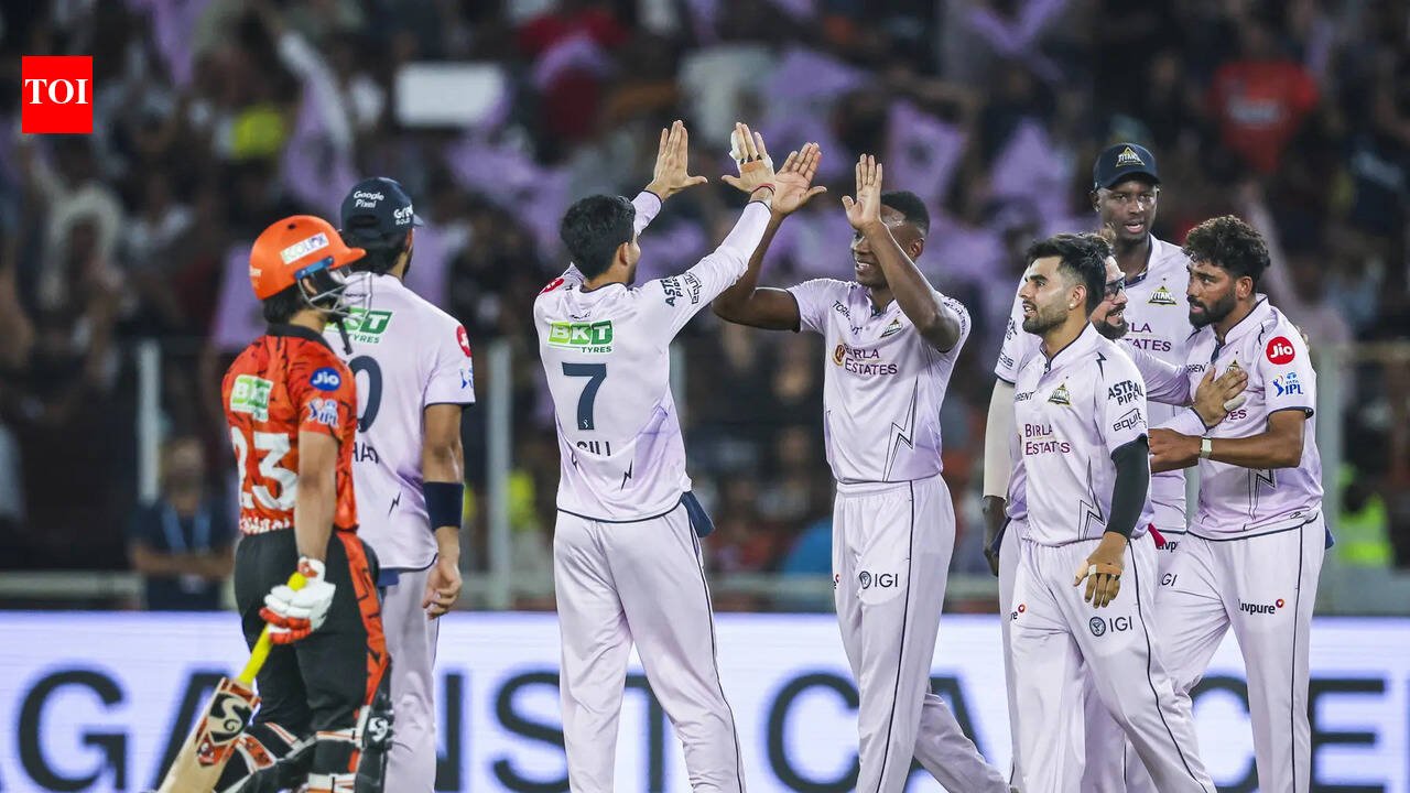 IPL 2026 क्वालिफायर परिस्थिती: 14 सामने शिल्लक असताना, GT टक्केवारी 99.6% पर्यंत वाढते तर SRH टक्केवारी 76.8% पर्यंत घसरते – प्रत्येक संघाची शक्यता स्पष्ट केली | क्रिकेट बातम्या